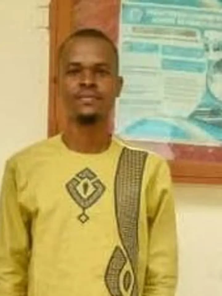Justice Adjie, Infographe